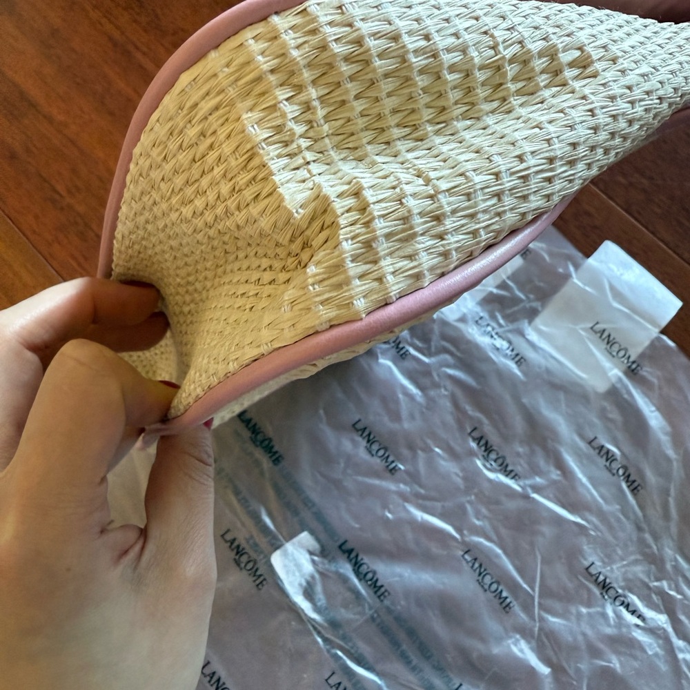 NEW Pink and Cream Women's Bag/Clutch/Cosmetic Bag - Picture 14 of 16